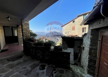 Edificio all\'aperto - Casa indipendente VIA LUPO LUPARI
 
42, Bagni di Lucca - foto 45