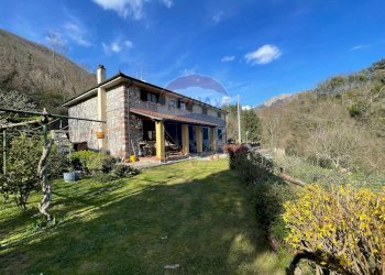 Casa all\'aperto - Casa indipendente Limano
 
snc, Bagni di Lucca - foto 2