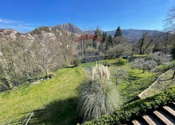 Vista delle montagne - Casa indipendente Limano
 
snc, Bagni di Lucca - foto 6