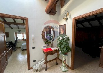 Hall / corridoio - Casa indipendente Limano
 
snc, Bagni di Lucca - foto 15