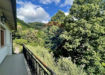 Balcone - Villa via Rotatoria per Cocciglia, Bagni di Lucca - foto 8