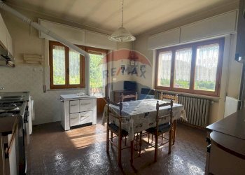 Cucina - Villa via Rotatoria per Cocciglia, Bagni di Lucca - foto 12