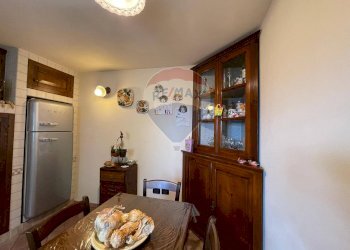 Sala da pranzo - Casa indipendente SAN CASSIANO VIA VIZZATA
 
49, Bagni di Lucca - foto 8