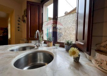 Dettagli - Casa indipendente SAN CASSIANO VIA VIZZATA
 
49, Bagni di Lucca - foto 9