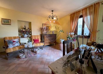Sala da pranzo - Casa indipendente SAN CASSIANO VIA VIZZATA
 
49, Bagni di Lucca - foto 18