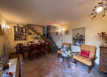 Sala da pranzo - Casa indipendente SAN CASSIANO VIA VIZZATA
 
49, Bagni di Lucca - foto 20