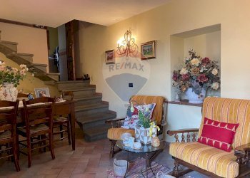 Sala da pranzo - Casa indipendente SAN CASSIANO VIA VIZZATA
 
49, Bagni di Lucca - foto 22