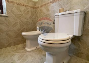 Bagno - Casa indipendente SAN CASSIANO VIA VIZZATA
 
49, Bagni di Lucca - foto 42