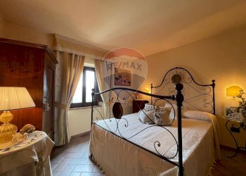 Camera / camera da letto - Casa indipendente SAN CASSIANO VIA VIZZATA
 
49, Bagni di Lucca - foto 1