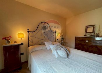 Camera / camera da letto - Casa indipendente SAN CASSIANO VIA VIZZATA
 
49, Bagni di Lucca - foto 44