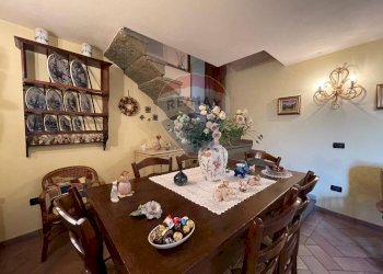 Sala da pranzo - Casa indipendente SAN CASSIANO VIA VIZZATA
 
49, Bagni di Lucca - foto 63
