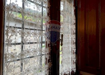 Dettagli - Casa indipendente SAN CASSIANO VIA VIZZATA
 
49, Bagni di Lucca - foto 64