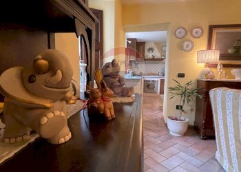 Hall / corridoio - Casa indipendente SAN CASSIANO VIA VIZZATA
 
49, Bagni di Lucca - foto 66