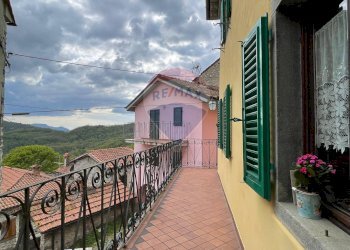 Balcone - Casa indipendente SAN CASSIANO VIA VIZZATA
 
49, Bagni di Lucca - foto 71