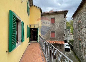 Balcone - Casa indipendente SAN CASSIANO VIA VIZZATA
 
49, Bagni di Lucca - foto 72