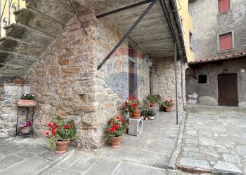 Terrazza - Casa indipendente SAN CASSIANO VIA VIZZATA
 
49, Bagni di Lucca - foto 73