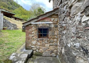 Casa all\'aperto - Casa indipendente SAN CASSIANO VIA VIZZATA
 
49, Bagni di Lucca - foto 81
