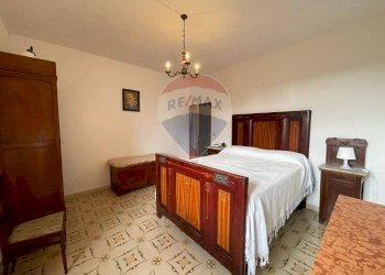 Camera / camera da letto - Casa semi indipendente LOC. LIVIZZANO
 
64, Bagni di Lucca - foto 13
