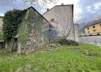 Casa all\'aperto - Casa semi indipendente LOC. LIVIZZANO
 
64, Bagni di Lucca - foto 28