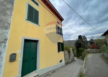 Casa all\'aperto - Casa semi indipendente LOC. LIVIZZANO
 
64, Bagni di Lucca - foto 37