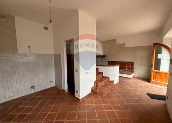 Cucina - Casa semi indipendente CRASCIANA VIA RICAVO
 
1, Bagni di Lucca - foto 7
