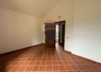 Stanza vuota - Casa semi indipendente CRASCIANA VIA RICAVO
 
1, Bagni di Lucca - foto 16