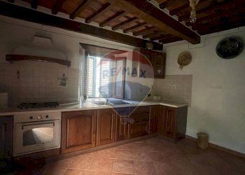 Cucina - Casa indipendente Bagni di Lucca - foto 1
