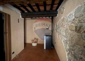 Hall / corridoio - Casa indipendente Bagni di Lucca - foto 6