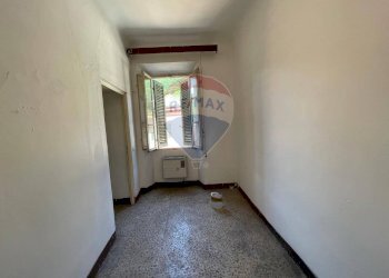 Stanza vuota - Quadrilocale Via della chiesa Ponte a serraglio
 
03, Bagni di Lucca - foto 9