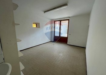 Stanza vuota - Casa semi indipendente Piazza Santa Maria Benabbio
 
18, Bagni di Lucca - foto 14