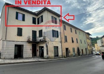 Edificio all\'aperto - Appartamento Barga - foto 1