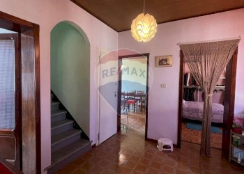 Hall / corridoio - Appartamento Barga - foto 3