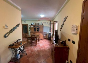 Sala da pranzo - Casa semi indipendente Granaiola
 
25, Bagni di Lucca - foto 3