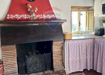 Cucina - Casa semi indipendente Pescaglia - foto 7