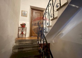 Scale - Villa Bagni di Lucca - foto 12