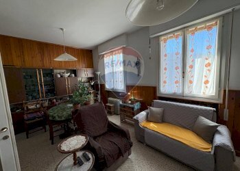 Sala da pranzo - Appartamento Via delle battaglie san marcello piteglio
 
1630 c, San Marcello Piteglio - foto 6