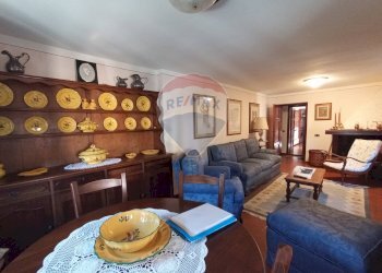 Sala da pranzo - Casa semi indipendente Borgo a Mozzano - foto 2