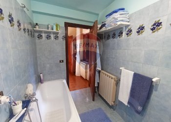 Bagno - Casa semi indipendente Borgo a Mozzano - foto 12