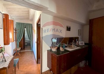 Hall / corridoio - Appartamento Villa Basilica - foto 13