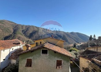 Vista delle montagne - Appartamento Villa Basilica - foto 23