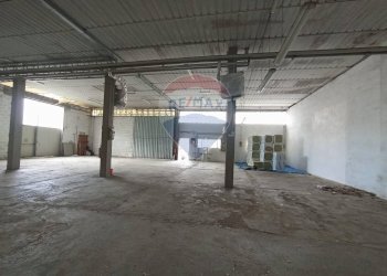 Parcheggio - Capannone Borgo a Mozzano - foto 4