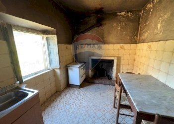 Cucina - Casa indipendente Bagni di Lucca - foto 14