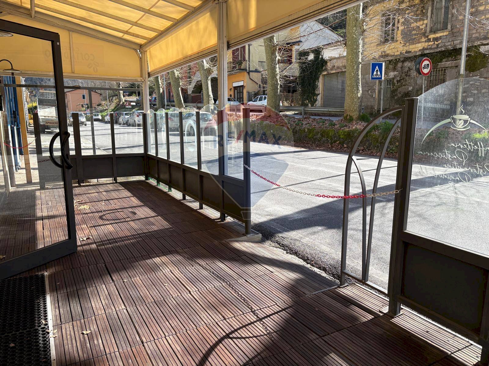 Terrazza - Bar Tavola Calda - Fredda VIa val di lima Bagni di Lucca
 
72, Bagni di Lucca - foto 2