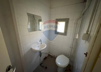 Bagno - Bar Tavola Calda - Fredda VIa val di lima Bagni di Lucca
 
72, Bagni di Lucca - foto 11