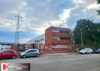 Foto 3 - Shed corso piemonte
63, San Mauro Torinese - photo 3