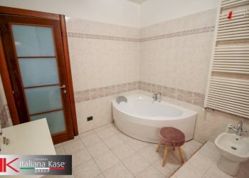 Foto 22 - Four-room apartment Via Sestriere
18, San Mauro Torinese - photo 22