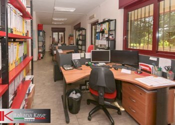 Foto 41 - Capannone Via Umberto1°
 
139, Foglizzo - foto 41