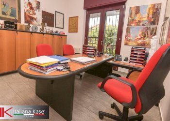 Foto 43 - Capannone Via Umberto1°
 
139, Foglizzo - foto 43