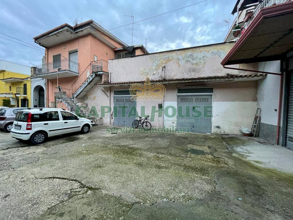 Foto 1 - Casa indipendente Via Roma, Pomigliano d'Arco - foto 1