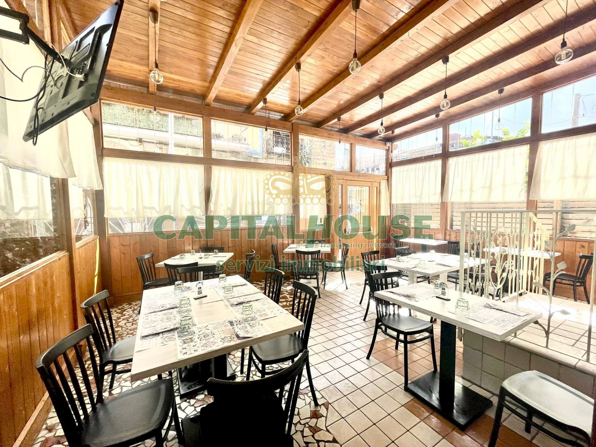 Foto 1 - Attività Commerciale ADIACENTE VIA ROMA, Pomigliano d'Arco - foto 1